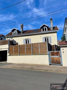 Maison de luxe de 90 m2 en vente Saint-Étienne-lès-Remiremont, France