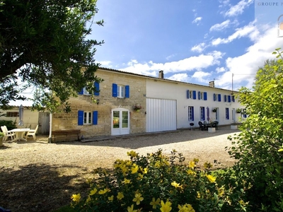 Maison de prestige de 550 m2 en vente Lorignac, Nouvelle-Aquitaine