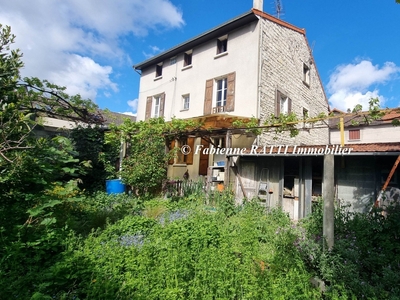 Maison de village 6 pièces de 105 m² à Carrières-sur-Seine (78420)