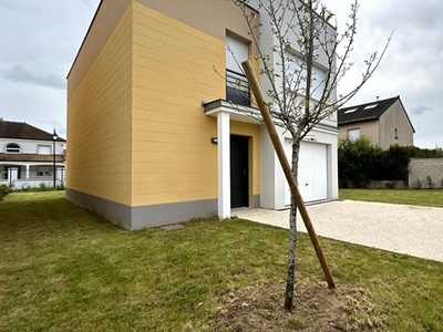 Vente maison 4 pièces 105 m² La Queue-en-Brie (94510)