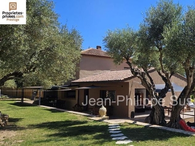 Villa de 5 chambres de luxe en vente Sanary-sur-Mer, Provence-Alpes-Côte d'Azur
