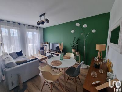 Appartement 3 pièces de 65 m² à Lille (59000)