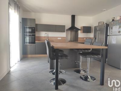 Vente maison 6 pièces 143 m² Surgères (17700)