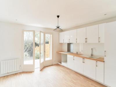 Maison entièrement rénové avec grand garage, sous-sol et combles - 90 m² - Champigny-sur-Marne (94)