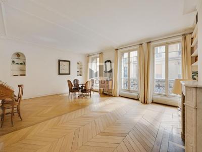 Appartement de 2 chambres de luxe à Tour Eiffel, Invalides – Ecole Militaire, Saint-Thomas d’Aquin, Paris, Île-de-France