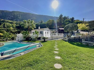 Villa de luxe de 6 pièces en vente La Trinité, Provence-Alpes-Côte d'Azur