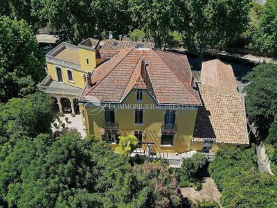 Maison de luxe 8 chambres en vente à Pernes-les-Fontaines, Provence-Alpes-Côte d'Azur