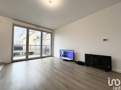 Appartement 3 pièces de 57 m² à Domont (95330)