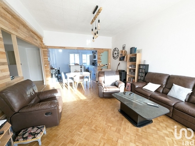Appartement 4 pièces de 114 m² à Elbeuf (76500)