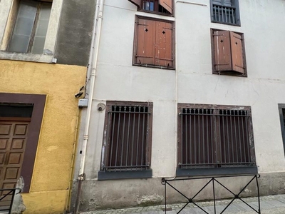 Immeuble de 125 m² à Carcassonne (11000)