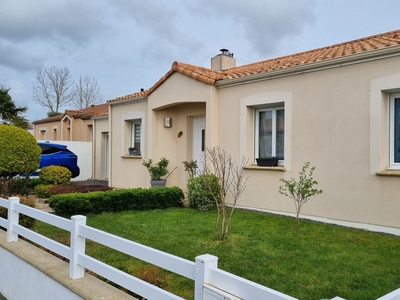 Maison 6 pièces de 125 m² à La Marne (44270)