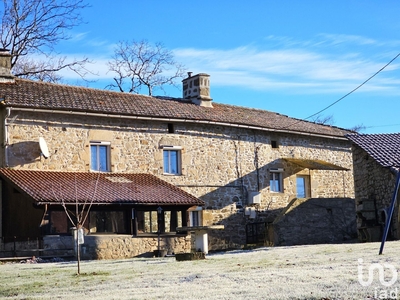 Maison 7 pièces de 175 m² à Sousceyrac-en-Quercy (46190)