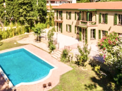 Vente maison 6 pièces 450 m² Cannes (06400)
