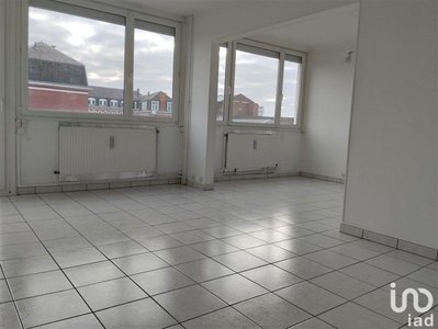 Appartement 3 pièces de 74 m² à Cambrai (59400)