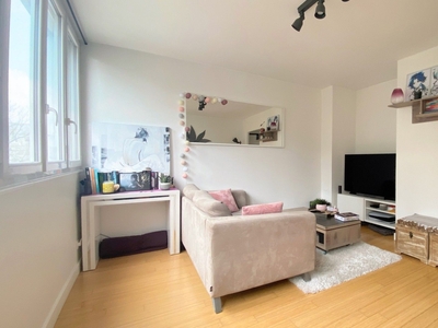 Appartement 4 pièces de 69 m² à Le Plessis-Trévise (94420)