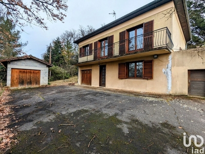 Maison 4 pièces de 101 m² à Saint-Barthélemy-de-Vals (26240)