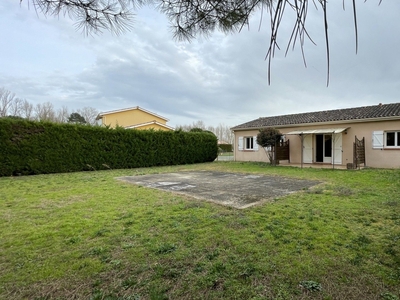 Maison 4 pièces de 93 m² à Loupiac (81800)