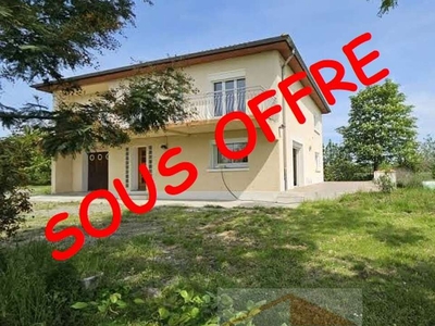 Vente maison 6 pièces 170 m² Sainte-Foy-de-Peyrolières (31470)