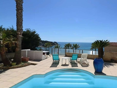 Vente maison 9 pièces 270 m² Sanary-sur-Mer (83110)