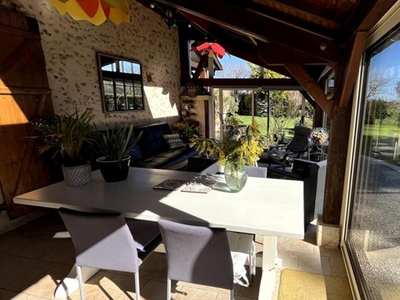 Vente maison 5 pièces 127 m² Grun-Bordas (24380)