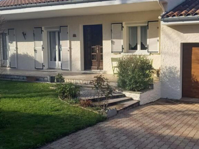 Vente maison 5 pièces 95 m² Mussidan (24400)