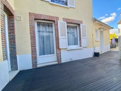 Vente maison 7 pièces 193 m² Moussy (51530)