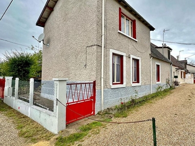 Vente maison 5 pièces 77 m² Vierzon (18100)