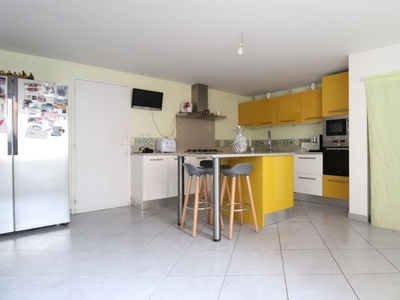 Vente maison 6 pièces 135 m² Saint-Affrique (12400)