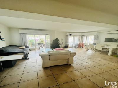 Appartement 3 pièces de 74 m² à Cannes (06400)