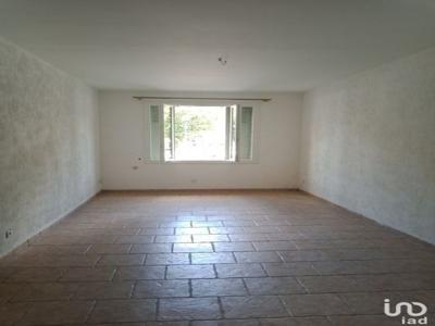 Appartement 3 pièces de 74 m² à Roquevaire (13360)