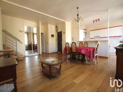 Appartement 4 pièces de 90 m² à Firminy (42700)