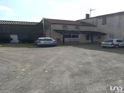 Maison 3 pièces de 85 m² à Chantonnay (85110)