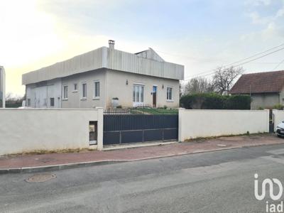 Maison 5 pièces de 142 m² à Latillé (86190)