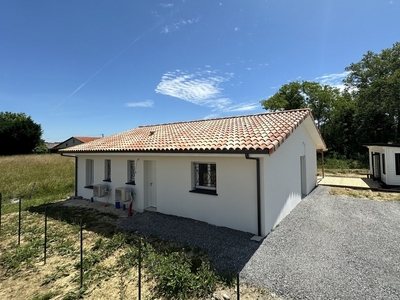 Maison 4 pièces de 107 m² à Peyrehorade (40300)