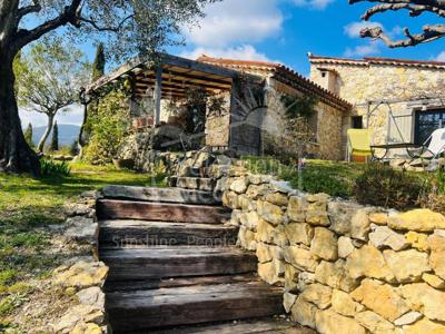 Maison de luxe en vente à Châteauneuf-Grasse, Provence-Alpes-Côte d'Azur