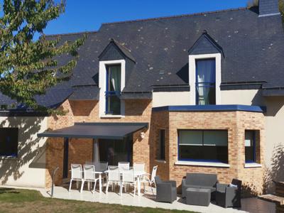 Maison de vacances contemporaine pour 10 pers à Dinard sur la Côte d'Emeraude, à 10 min à pied de la plage (Ille-et-Vilaine, Bretagne)