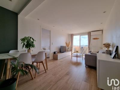 Appartement 2 pièces de 43 m² à Cagnes-sur-Mer (06800)