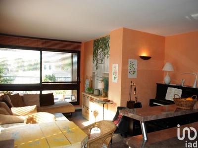 Appartement 3 pièces de 75 m² à LE CHESNAY-ROCQUENCOURT (78150)