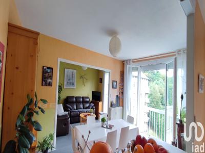 Appartement 3 pièces de 75 m² à Mortain-Bocage (50140)