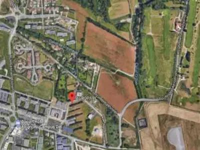 Achat de terrain de 5000 m² à Avignon - 84000