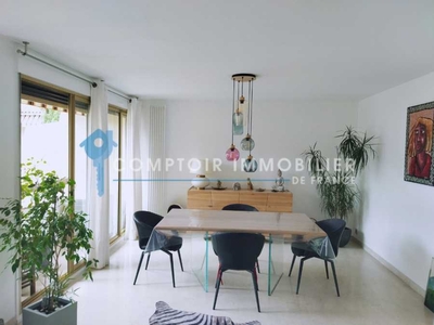 Appartement 4 pièces 149 m²