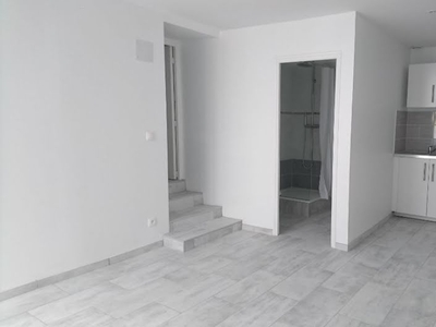 Location appartement 2 pièces 33.39 m²