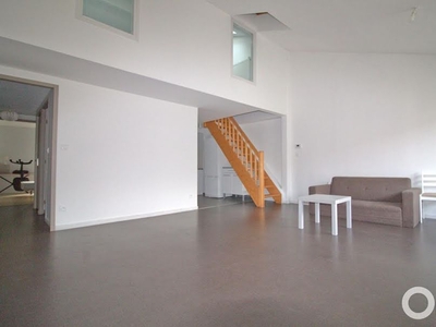 Location meublée duplex 4 pièces 76 m²