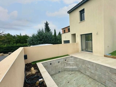 Vente maison 5 pièces 120 m² Uzès (30700)