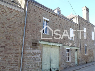 Vente maison 6 pièces 130 m² Saint-Denis-de-Gastines (53500)