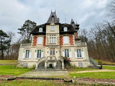 Villa de 11 pièces de luxe en vente Pierrefonds, France