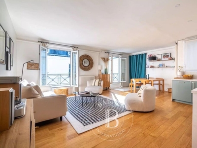 Appartement de luxe de 2 chambres en vente à Provence-Opéra – Grands Boulevards, France