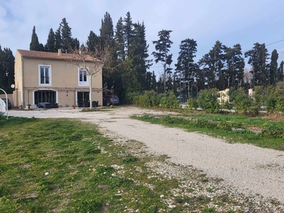 Villa de luxe de 4 pièces en vente Saint-Rémy-de-Provence, Provence-Alpes-Côte d'Azur