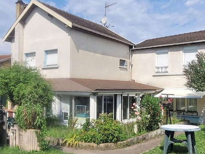 Vente maison 10 pièces 174 m² Saint-Dizier (52100)