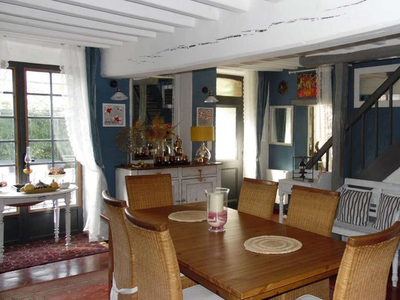 Vente maison 10 pièces 243 m² Aillant-sur-Tholon (89110)